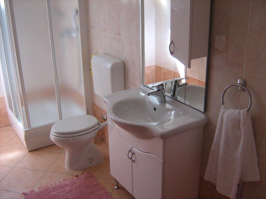 Apartments Bogovic Malinska Bilik gambar