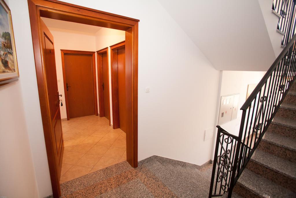 Apartments Bogovic Malinska Luaran gambar